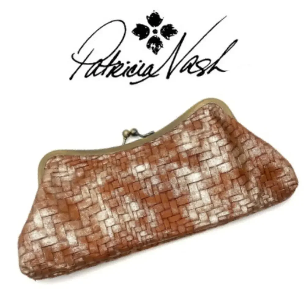 Patricia Nash Lina Small Frame Clutch Bag (chain missing)